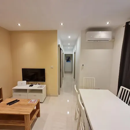 - Lovely 3 Bedroom Unit 公寓 Tarxien